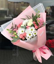 Букет цветов из:  Розы, Лизиантусы и Хризантемы в Красноуфимске